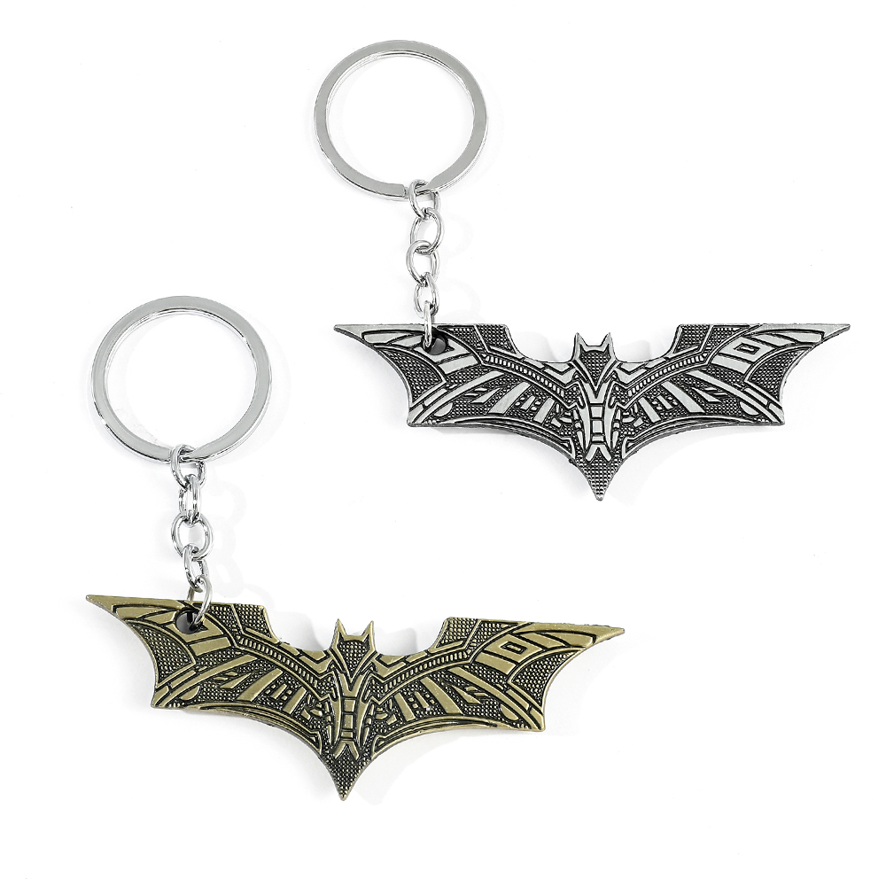 Car Accessories For Women - バットペンダントキーホルダーおもちゃスーパーヒーロー映画ジュエリー車のキーリングバッグアクセサリー男性女性ファンギフトお土産