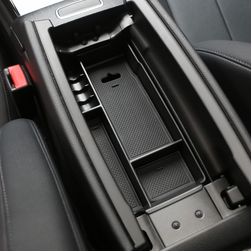 Car Accessories App - 車のアームレスト収納ボックストレイメルセデスベンツ A クラス W177 GLB クラス
