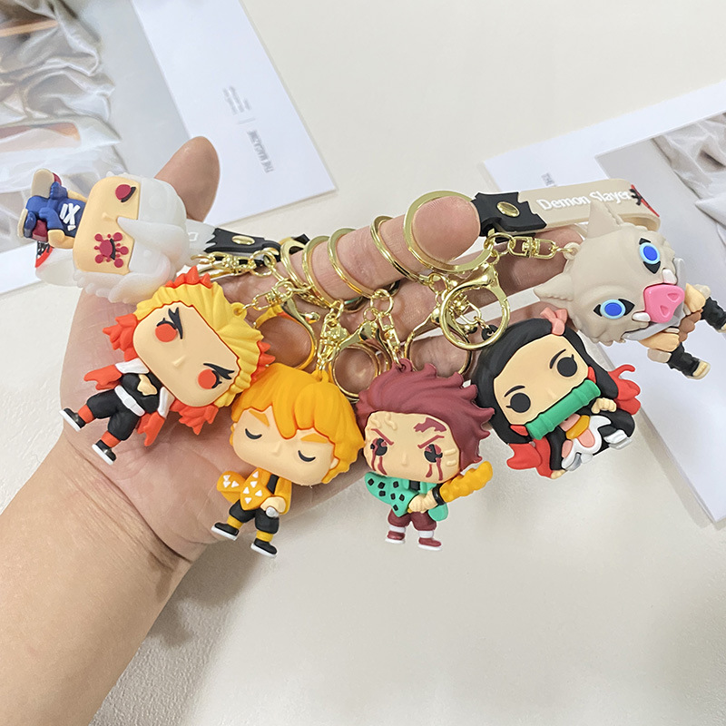41種類の鬼滅の刃キーホルダー、可愛いキャラクターバッグ飾り - Car Accessories Japanese のレビューと価格